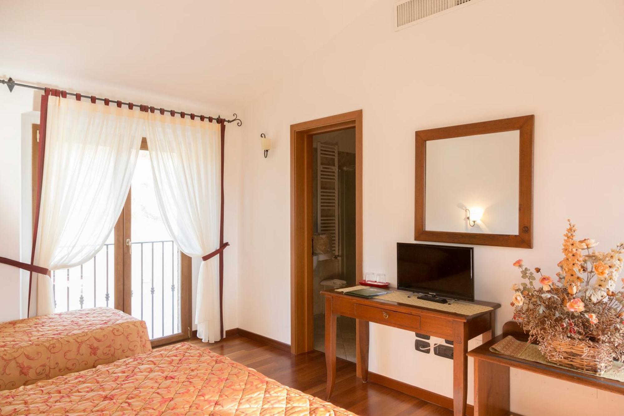 Colleverde Country House & Spa Urbino Kültér fotó